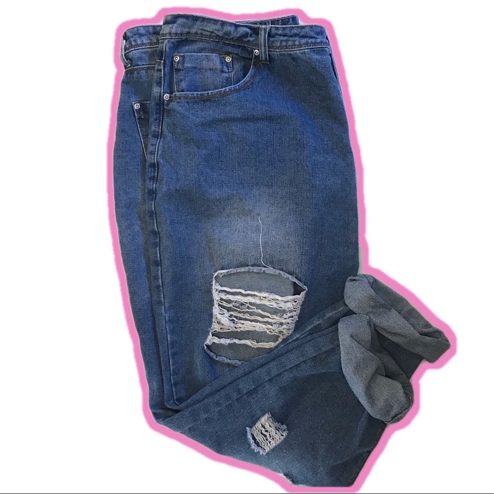 Boohoo Plus Size Curvy Dark Wash Mom Jeans